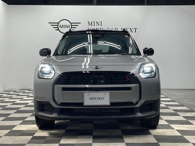 MINI COUNTRYMAN - 3