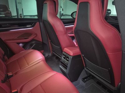 PORSCHE MACAN - 5