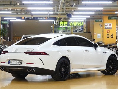 MERCEDES-BENZ GT AMG - 5