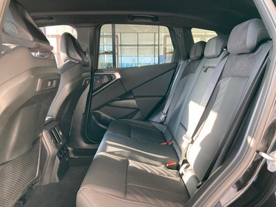 صورة مصغرة 24 لـ 2025 BMW X3