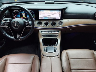 MERCEDES-BENZ E-CLASS - 5