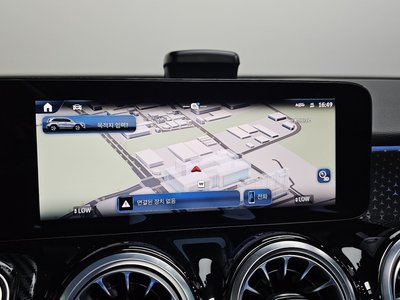 2024 Mercedes-BENZ GLB — миниатюра 20