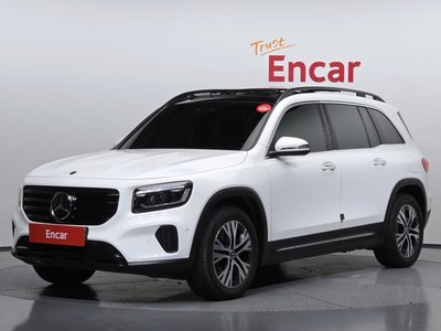 2024 Mercedes-BENZ GLB photo 1