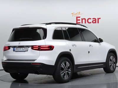 2024 Mercedes-BENZ GLB photo 3