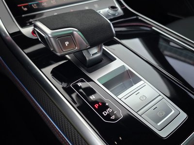 2025 AUDI RS Q8 缩略图 14