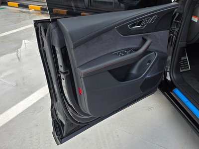 2025 AUDI RS Q8 缩略图 20