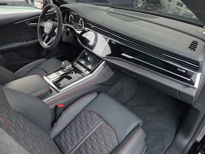 2025 AUDI RS Q8 缩略图 12