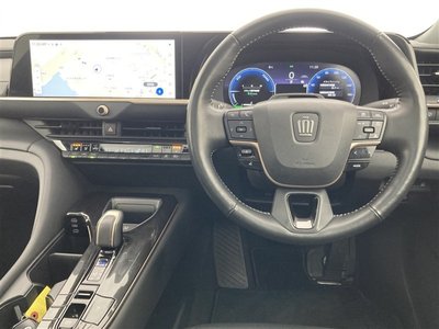 TOYOTA CROWN SPORT - 2