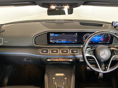 MERCEDES-BENZ GLS - 7