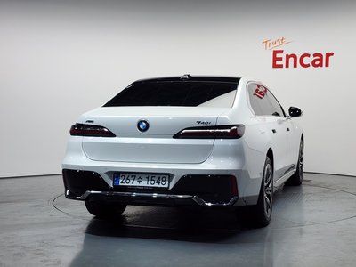BMW 7 SERIES - 4