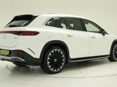 MERCEDES-BENZ EQS - 4