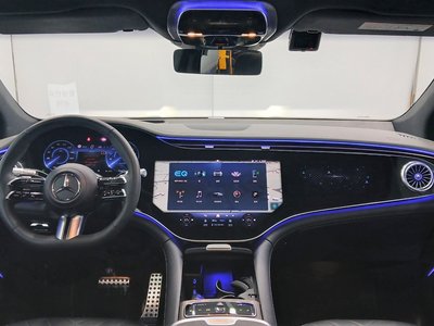 MERCEDES-BENZ EQS - 5