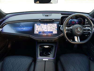 MERCEDES-BENZ E-CLASS - 4