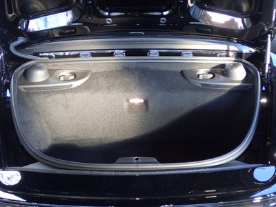 PORSCHE 718 BOXSTER - 9