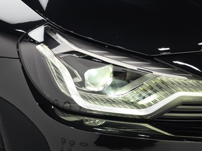 صورة 9 لـ 2025 BMW M2