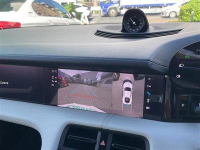 2021 Porsche TAYCAN 照片 3