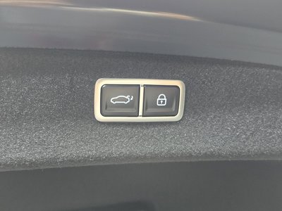 2021 Genesis G80 (RG3) thumbnail 36