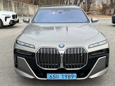 BMW I7 - 2