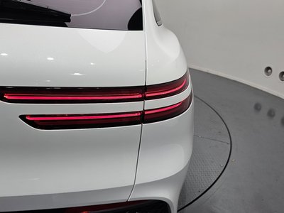 2022 Genesis GV70 photo 10