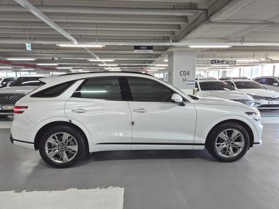 2021 Genesis GV70 photo 6