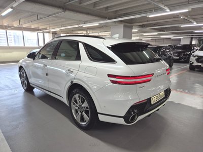 2021 Genesis GV70 photo 5