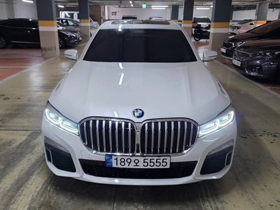 BMW 7 SERIES - 1