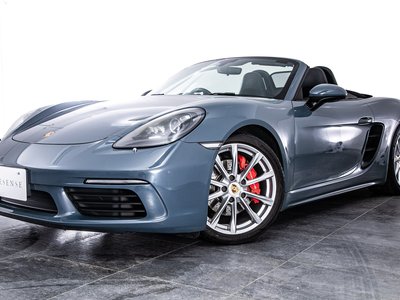 صورة 9 لـ 2016 Porsche 718
