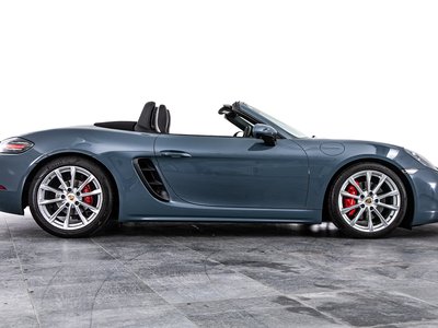 صورة مصغرة 16 لـ 2016 Porsche 718