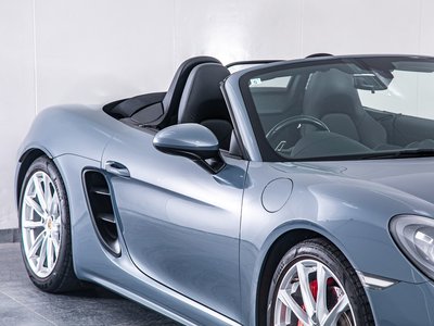 صورة مصغرة 32 لـ 2016 Porsche 718