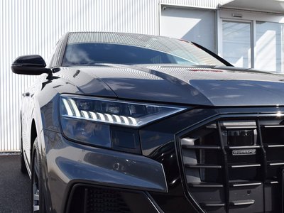 AUDI Q8 - 8
