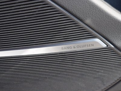 2022 AUDI Q8 — миниатюра 41