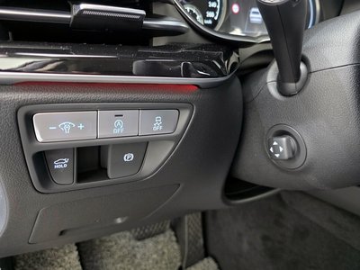 2024 Genesis G80 (RG3) thumbnail 14