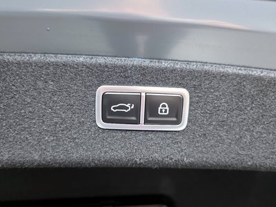 2024 Genesis G80 (RG3) thumbnail 19