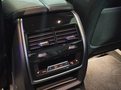 صورة مصغرة 12 لـ 2025 BMW X7