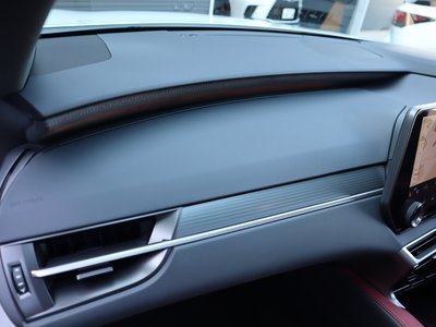 صورة مصغرة 73 لـ 2025 Lexus RX