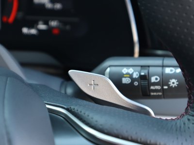 صورة مصغرة 38 لـ 2025 Lexus RX