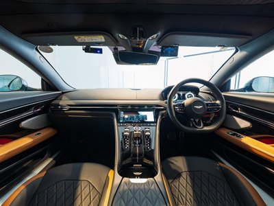 ASTON MARTIN DB12 - 3