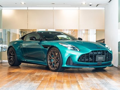 ASTON MARTIN DB12 - 5