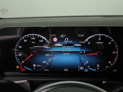 MERCEDES-BENZ GLB - 8