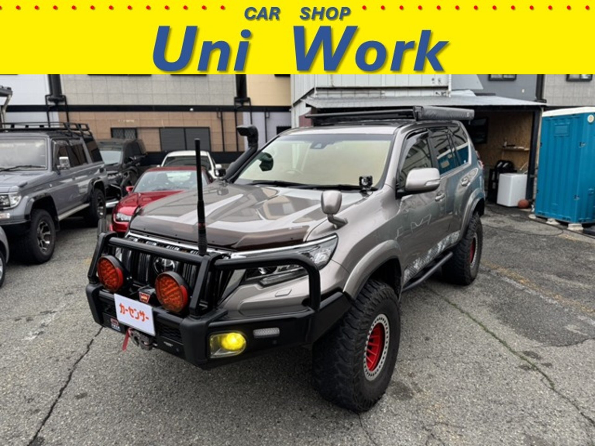 TOYOTA LAND CRUISER PRADO - View 1