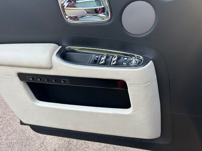ROLLS ROYCE GHOST 2013 thumbnail 15