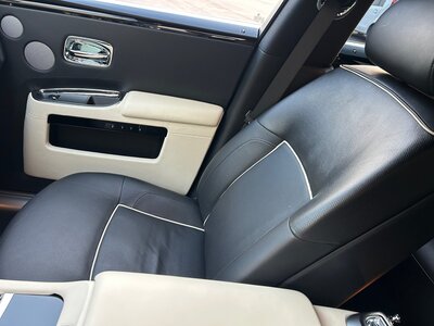 ROLLS ROYCE GHOST 2013 thumbnail 16