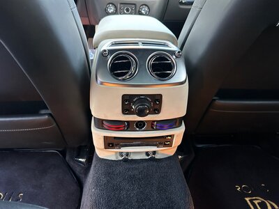 ROLLS ROYCE GHOST 2013 thumbnail 20