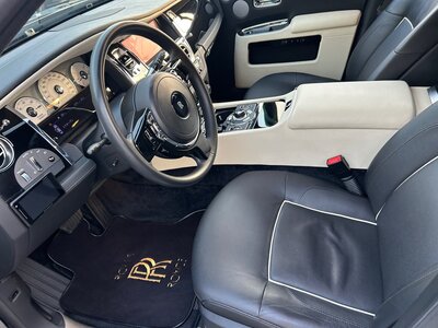 ROLLS ROYCE GHOST 2013 thumbnail 26