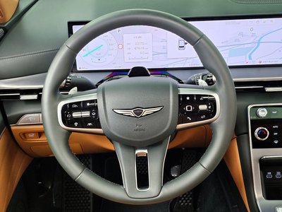 2025 Genesis GV80 thumbnail 13