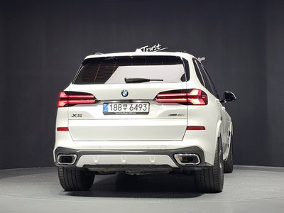صورة 4 لـ 2025 BMW X5