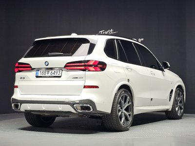 صورة 3 لـ 2025 BMW X5