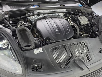 صورة 7 لـ 2019 Porsche MACAN