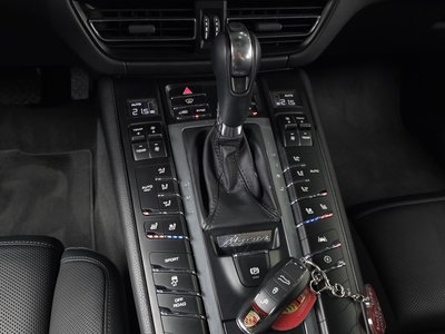 2019 Porsche MACAN thumbnail 12
