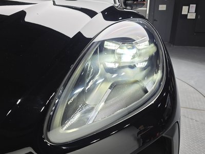 صورة 9 لـ 2019 Porsche MACAN